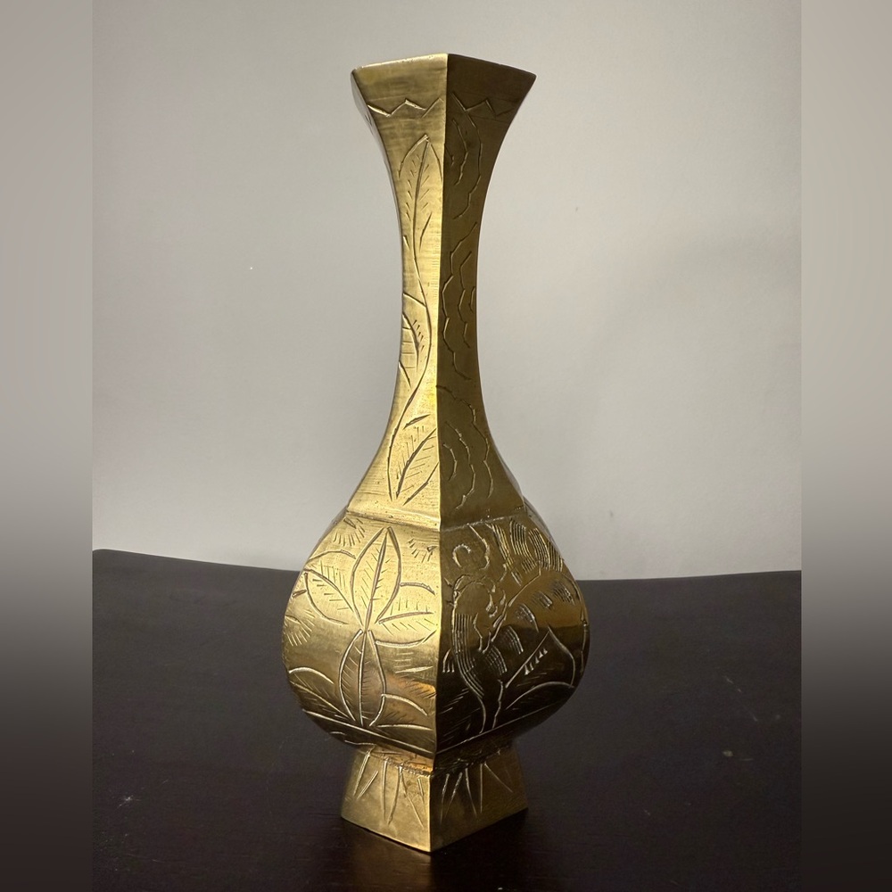 ❤️Antique Chinese Export Late Qing Dynasty Hand Engraved Brass Vase
